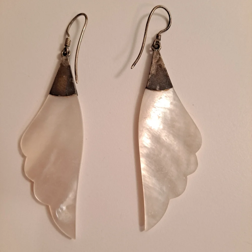 Mother of Pearl angel wing feather dangle earrings vintage jewelry peirced ears - Picture 8 of 11